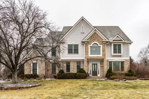 13803 Smokey Ridge Dr, Carmel, IN 46033