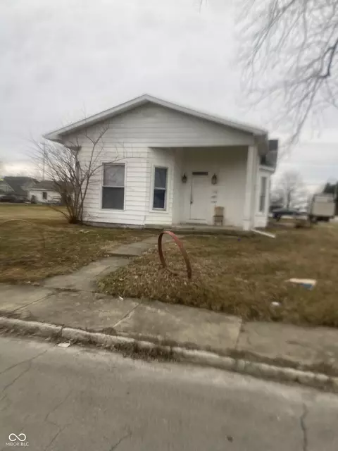 1930 S K St, Elwood, IN 46036