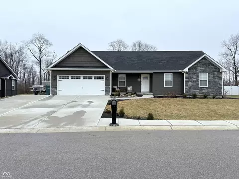 140 Abbey Ln, Crawfordsville, IN 47933