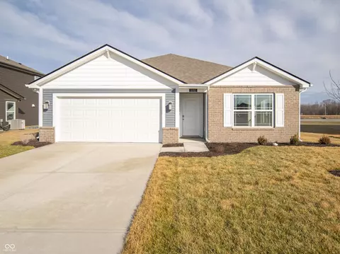 1132 Fleming Dr, Greenfield, IN 46140