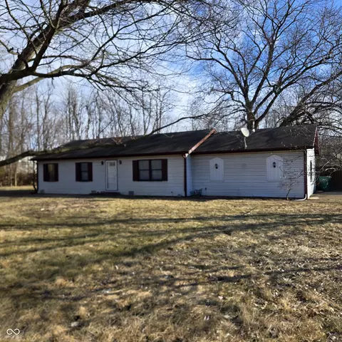 2133 Country Club Rd, Indianapolis, IN 46234
