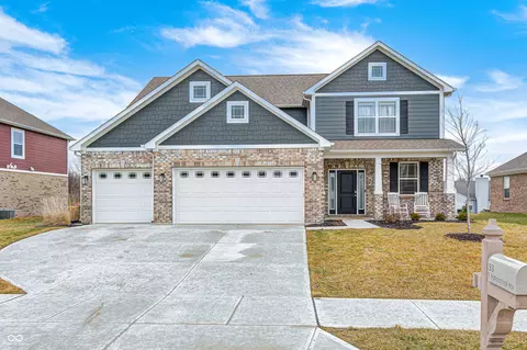 33 N Highland Knoll Way, Bargersville, IN 46106