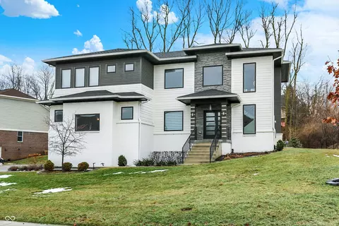 10519 Geist View Dr, Mccordsville, IN 46055