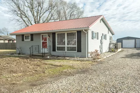 304 S Meridian St, Sulphur Springs, IN 47388