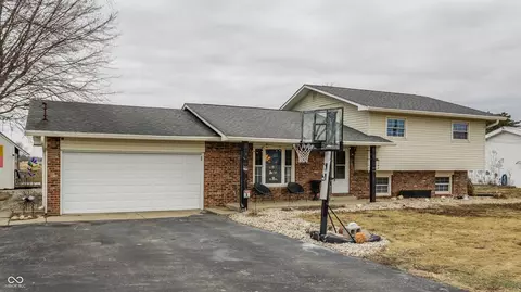 362 1400 N, Summitville, IN 46070