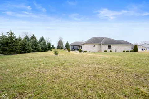 108 Bay Ridge Dr, Pendleton, IN 46064 photo 31