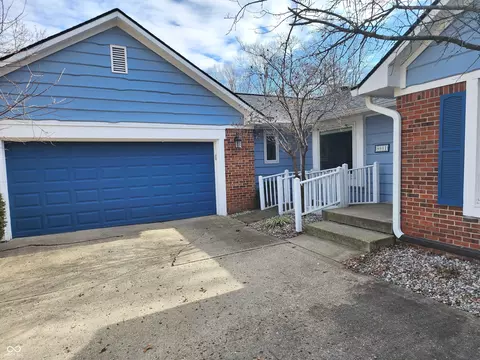 8001 Tanager Ln, Indianapolis, IN 46256