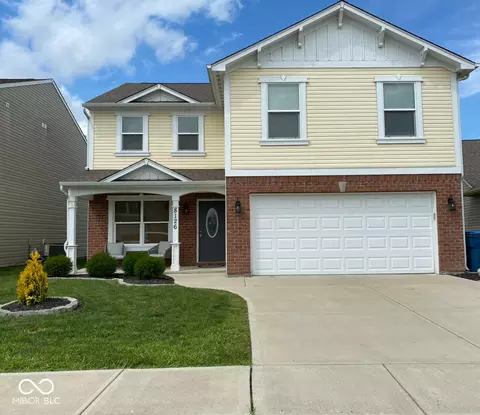 8126 Fisher Bend Dr, Indianapolis, IN 46239
