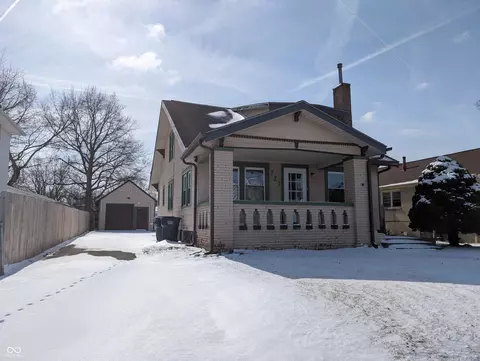 727 E 31st St, Anderson, IN 46016