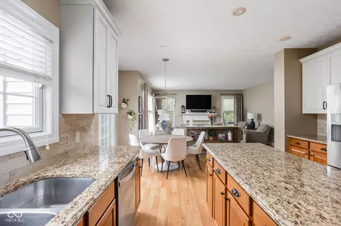 12576 Mojave Dr, Fishers, IN 46037 photo 17