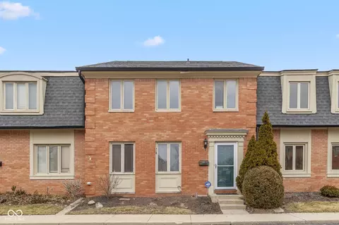 1156 Canterbury Sq N, Indianapolis, IN 46260