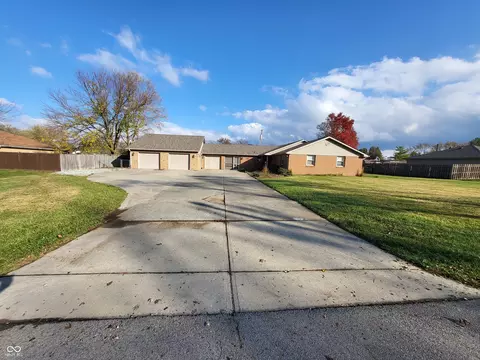 934 S 300 E, Anderson, IN 46017