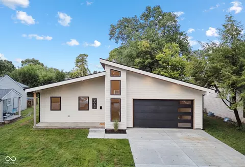 2689 Pearl St, Columbus, IN 47201