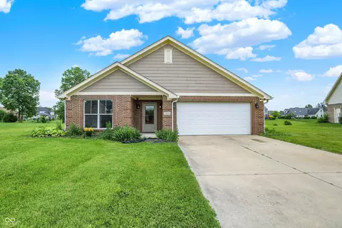 1393 N Salem Ct, Greenfield, IN 46140
