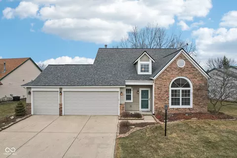 17738 Cedarbrook Dr, Westfield, IN 46074