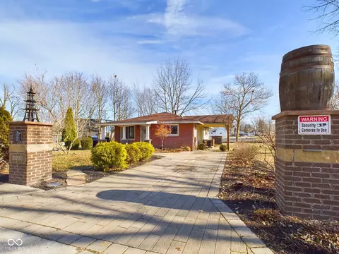 2210 Louise St, Anderson, IN 46016