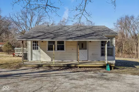 27 State Road 42 W, Mooresville, IN 46158