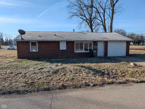1805 W 21st St, Anderson, IN 46016