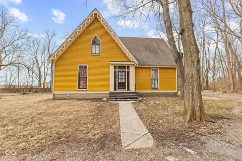 6428 Bluff Crest Ct, Indianapolis, IN 46217