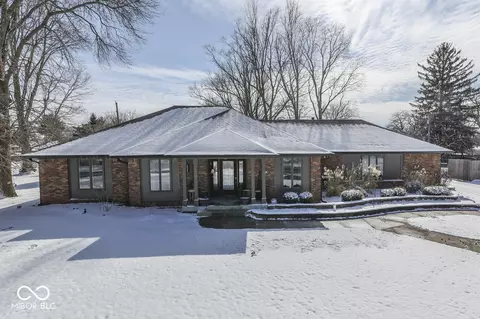 159 Sycamore Ln, Greenwood, IN 46142