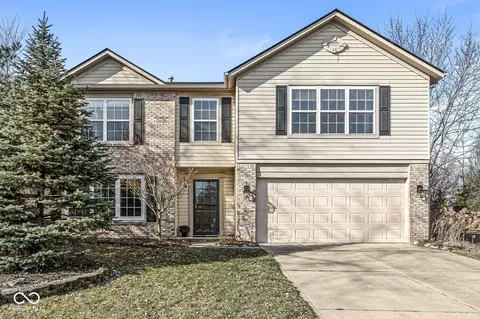 3911 Rachel Ln, Carmel, IN 46033