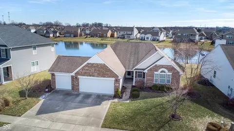 8651 Blue Marlin Dr, Indianapolis, IN 46239