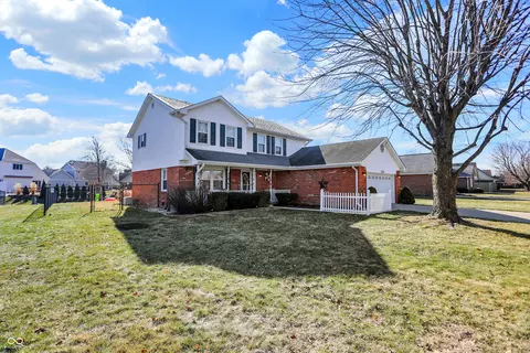 12225 Sunrise Dr, Indianapolis, IN 46229