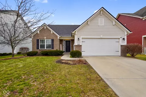 7615 Sly Fox Dr, Indianapolis, IN 46237
