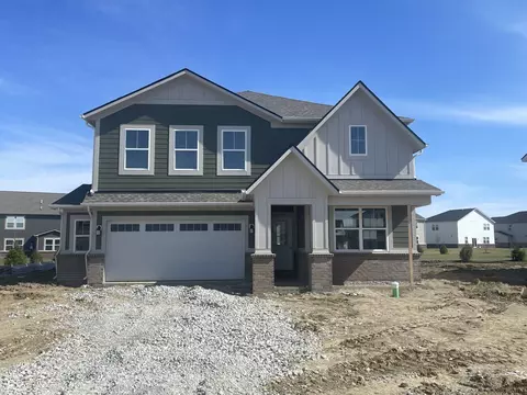 8931 Alexander Ridge Dr, Mccordsville, IN 46055