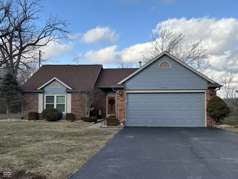 5550 Crystal Bay W Dr, Plainfield, IN 46168