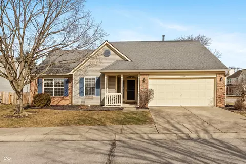 11168 Autumn Harvest Dr, Fishers, IN 46038