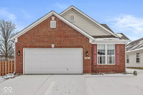 5515 Pelham Way, Indianapolis, IN 46216