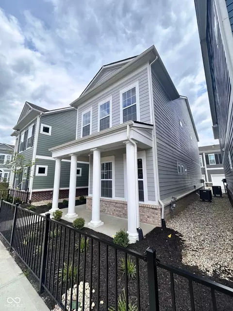746 Astor Dr, Carmel, IN 46032