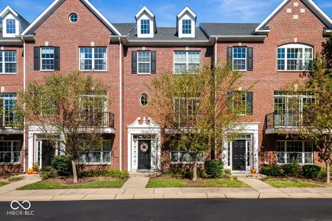 53 Monon Ln, Carmel, IN 46032