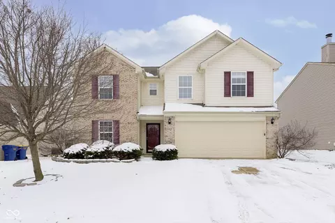 5134 Greenside Dr, Indianapolis, IN 46235