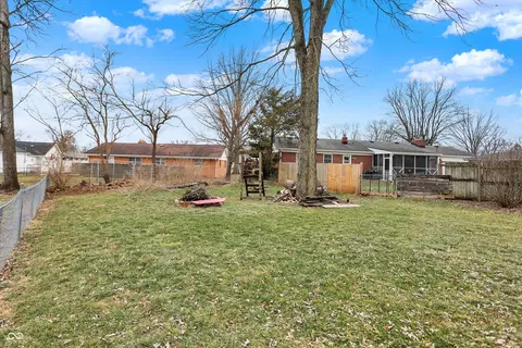 Exterior - 511 E Thompson St, Edinburgh, IN 46124 photo 8 of 8
