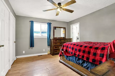 Bedroom - 511 E Thompson St, Edinburgh, IN 46124 photo 2 of 8
