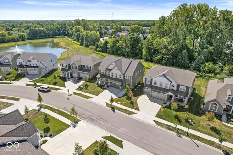 5421 Landing Place Ln, Noblesville, IN 46062