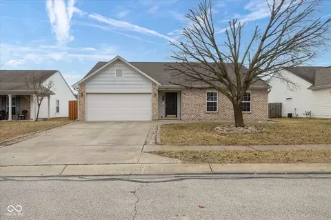 8091 Crumwell Dr, Avon, IN 46123