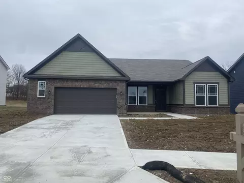 909 Stonehaven Dr, Indianapolis, IN 46239