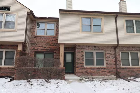 9523 Maple Way, Indianapolis, IN 46268