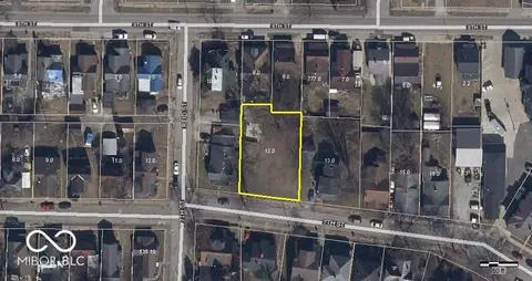 460 W 7th St, Connersville, IN 47331