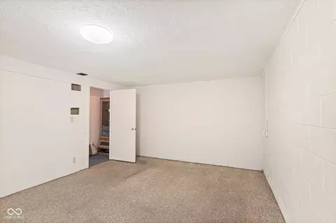 Bedroom - 348 E Oard Spring Rd, Austin, IN 47102 photo 8 of 8