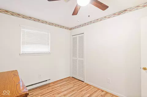 Bedroom - 348 E Oard Spring Rd, Austin, IN 47102 photo 4 of 8