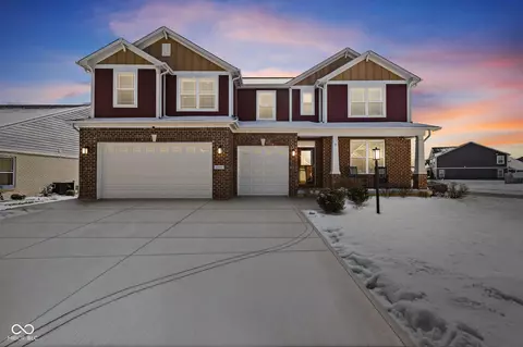 6281 Burgin Dr, Whitestown, IN 46075