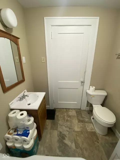 304 N Hackley St, Muncie, IN 47305 photo 13