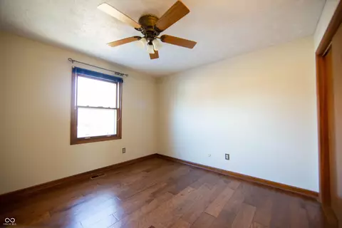 523 Memory Ln, Carmel, IN 46032 photo 27