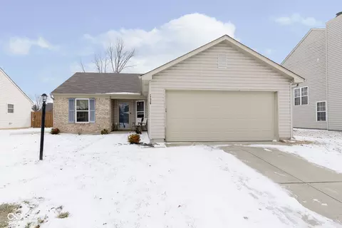 17339 Pine Wood Ln, Westfield, IN 46074