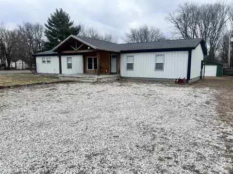 613 N 39th St, Terre Haute, IN 47803