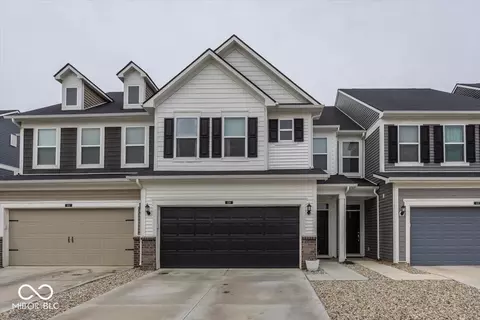 658 Axford Bay Dr, Westfield, IN 46074